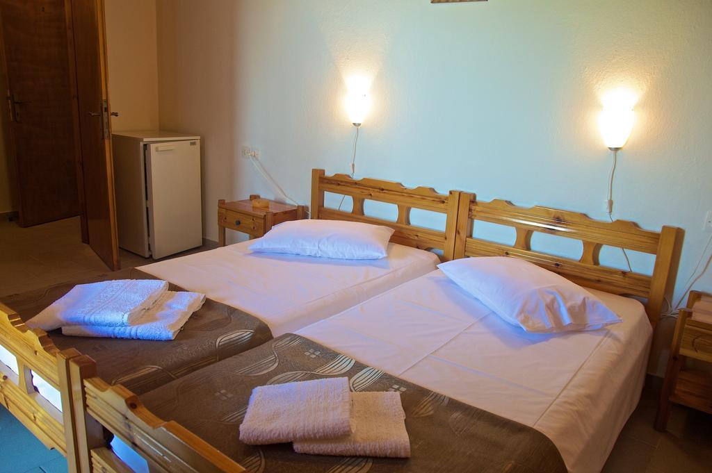 Stavroula Rooms Makrirrakhi Ngoại thất bức ảnh